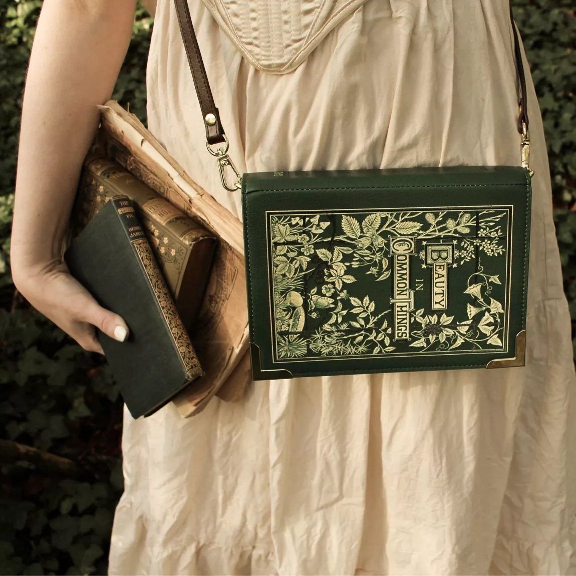 "Beauty in Common Things" Crossbody tas